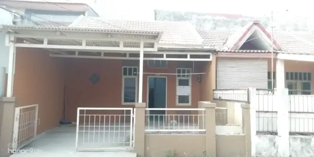 Rumah nyaman lokasi strategis di Kota Tangerang