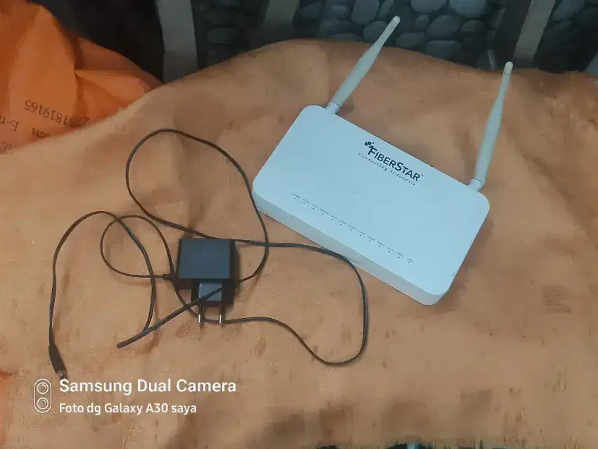 Modem Router ZTE ZXHN F609 fiberStar+adaptor masih mulus normal