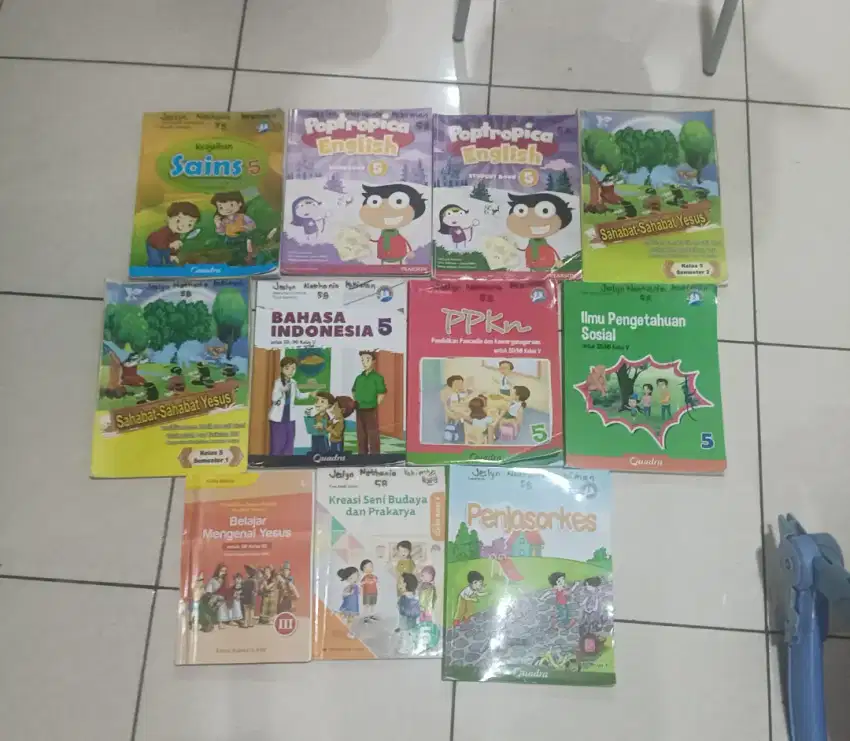 Dijual paket buku pelajaran SD kelas 3, 4, 5, 6