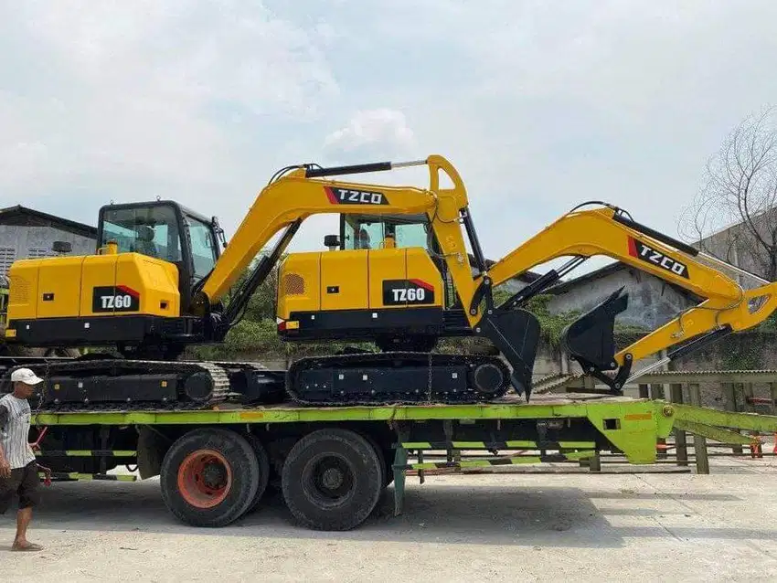 XCMG SANY TZCO Excavator China Tangguh Setara Komatsu PC60 Kelas 6 Ton