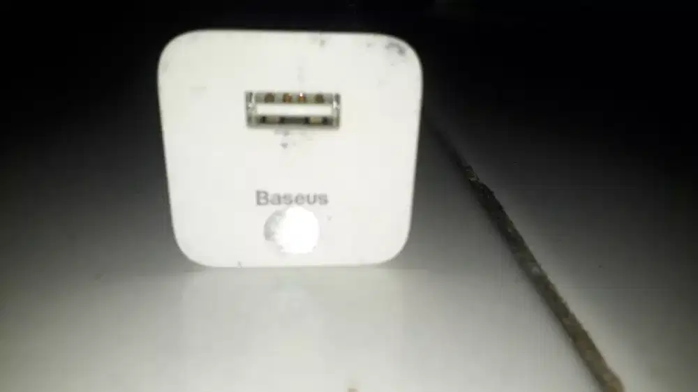 CHARGER BASEUS MODEL FC67E OORIGINAL. BISA NEGO !!