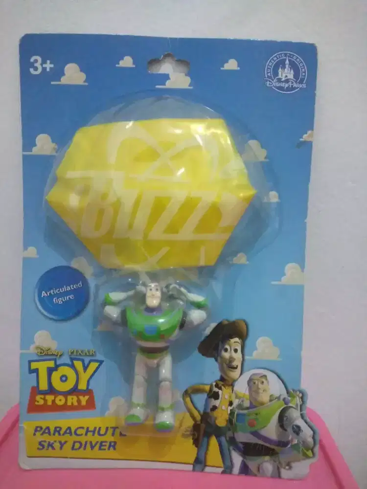 Mainan karakter Toy story Parachute sky Diver