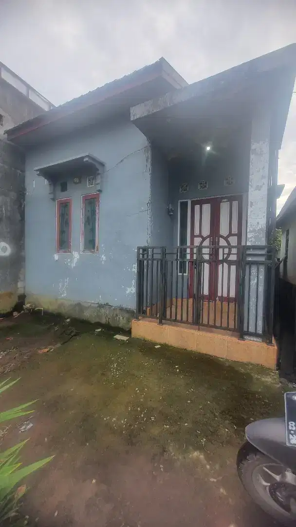 Dijual rumah dekat dgn kubah guru juhdi