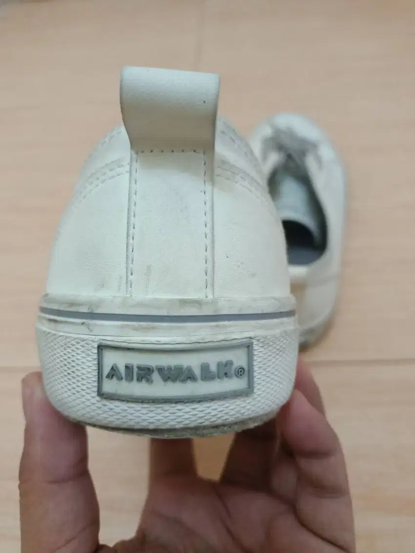 Sepatu Airwalk Original Full White