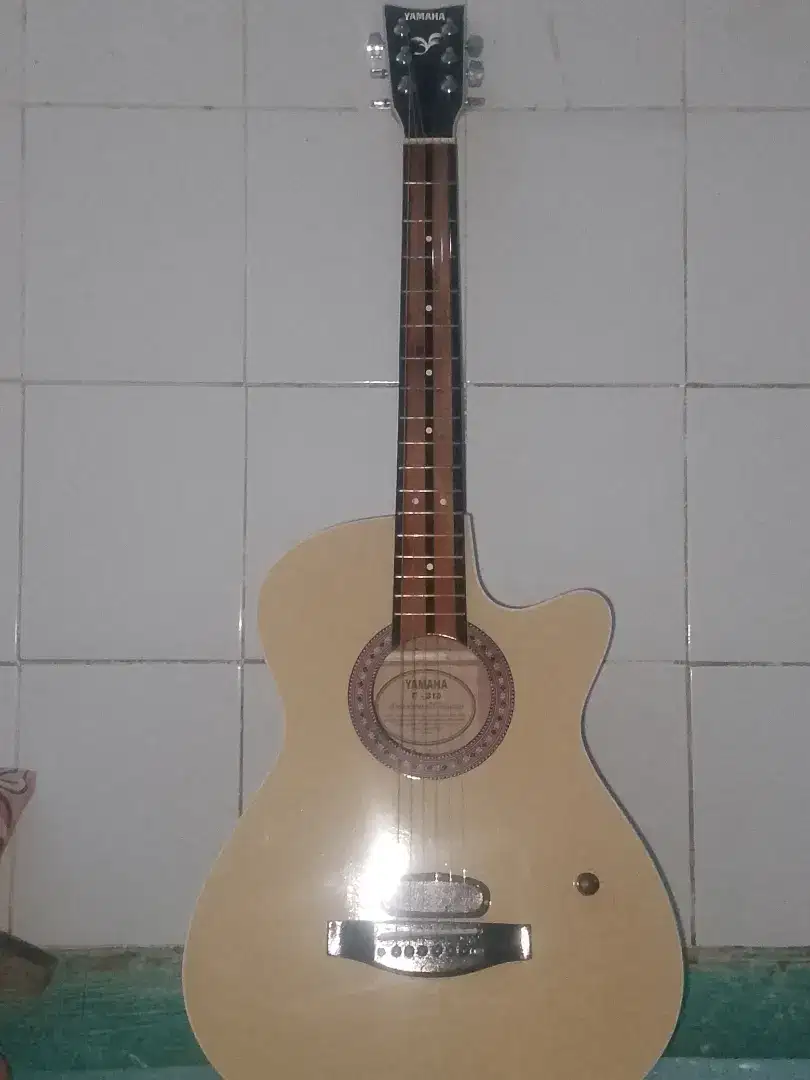 Gitar Yamaha C-315