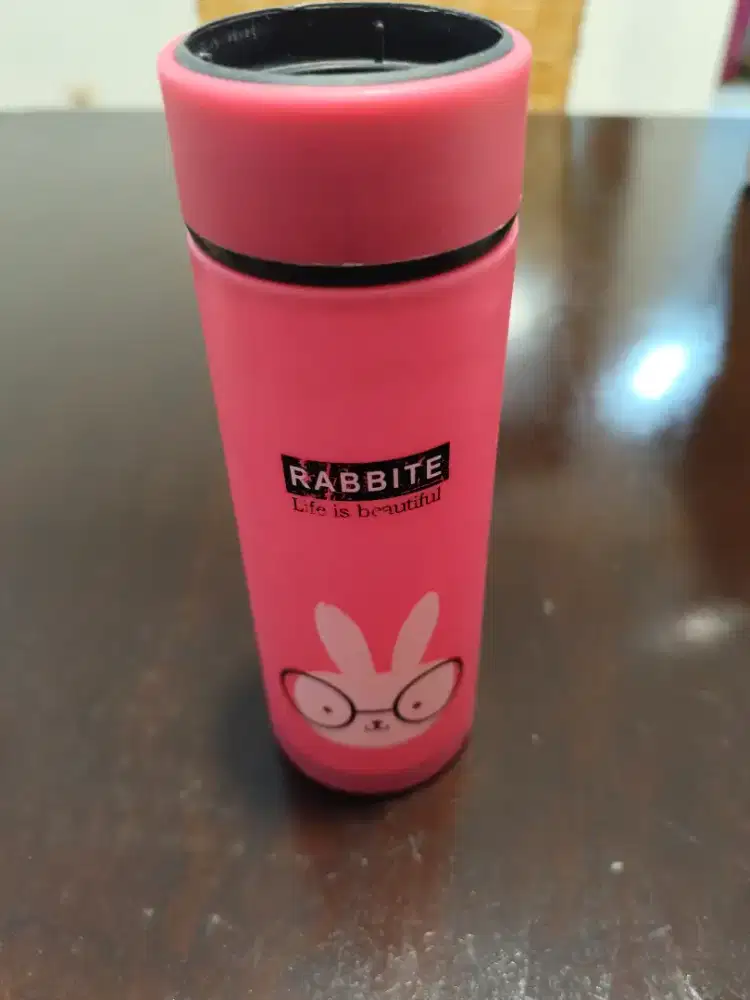 Tumbler atau Botol minum berwarna atau gambar kartun