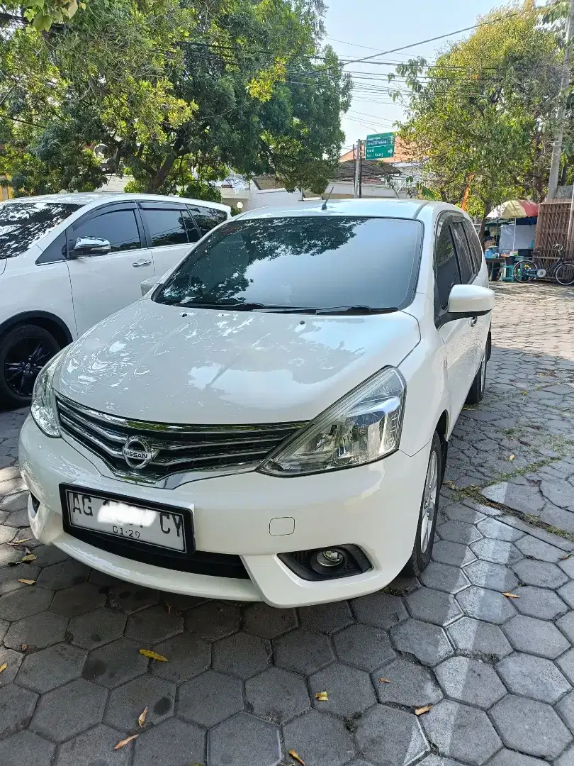 Jual Nissan Grand Livina