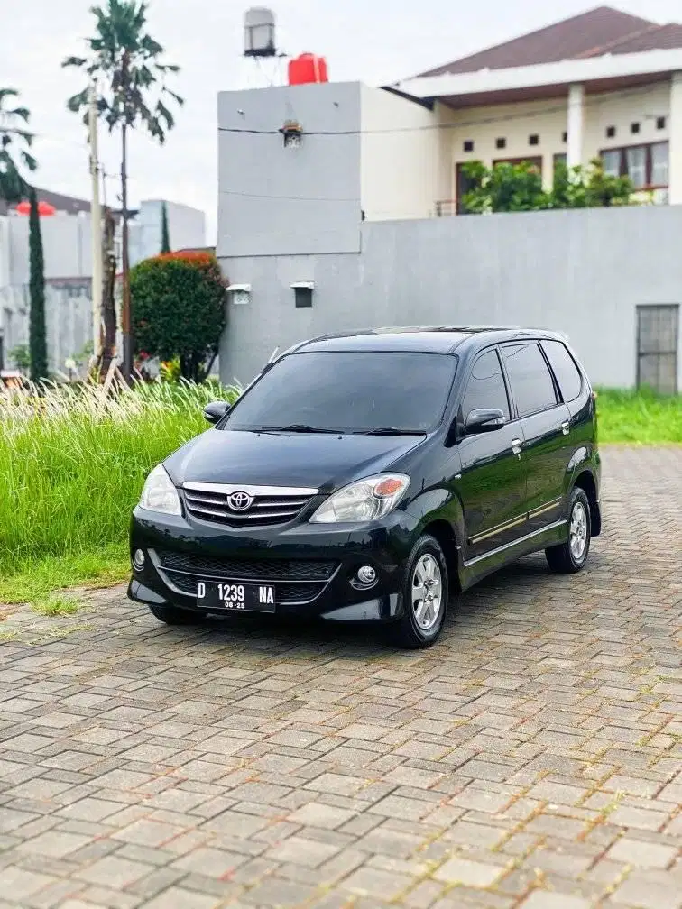 Avanza 1.5 S Matic Dp 9 jt 2010