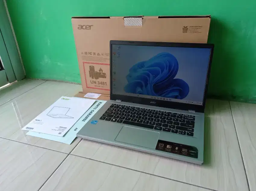 ACER (2023) i3 Ram8 SSD512 Segel Original Fullset