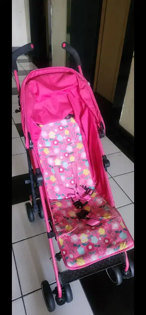 Prelove stroller like new