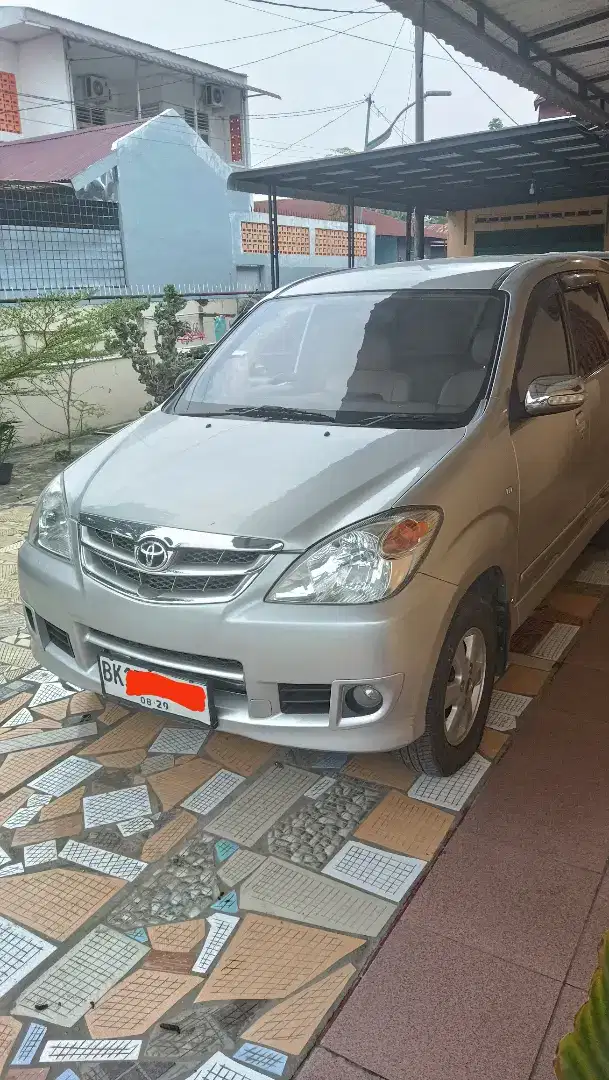 Avanza Type G THN 2011, 1300CC - MT