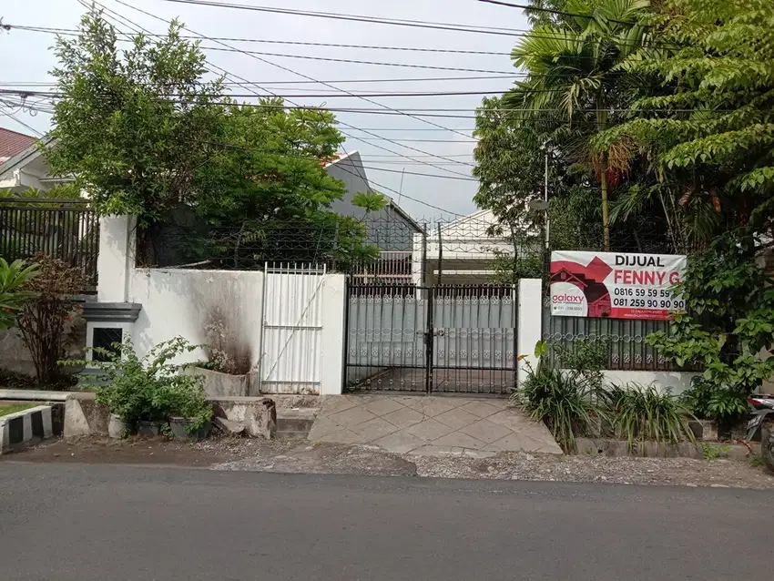 Rumah Pusat Kota Di Embong Kemiri Cocok Untuk Usaha