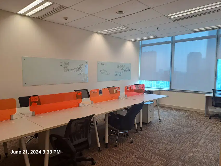 Sewa Ruang Kantor DBS Tower Furnished Siap Huni Samping Lotte Mall