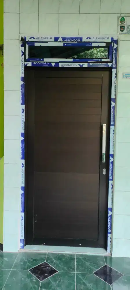 pintu aluminium