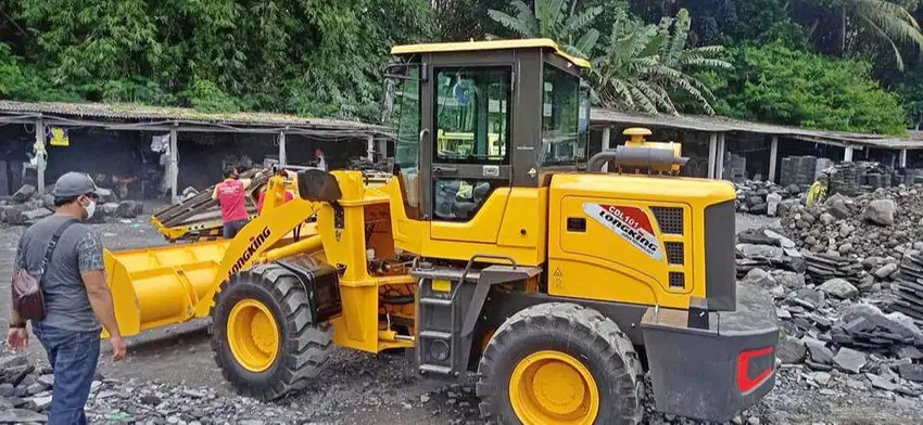 New Wheel Loader China Murah Tangguh Kapasitas 1 - 3 Kubik Ready Stock