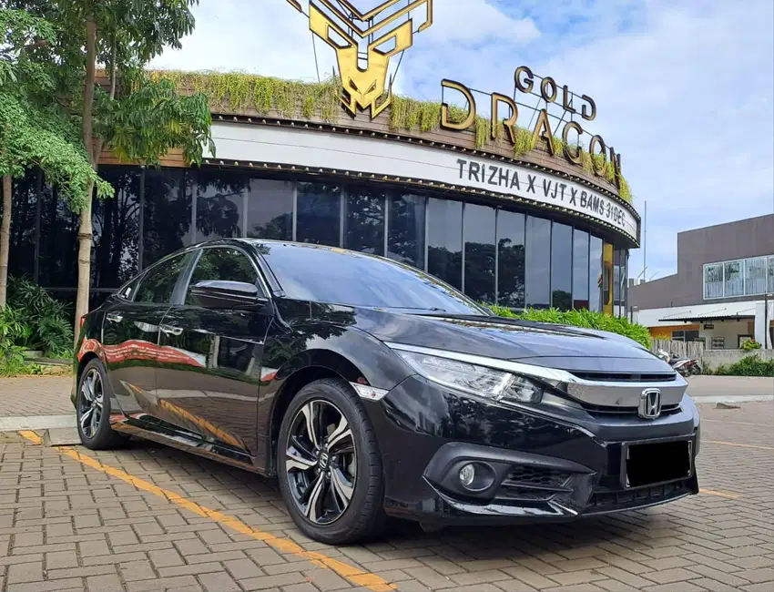 PROMO TERMURAH!! HONDA CIVIC 1.5 TURBO SEDAN ES AT MATIC 2017 HITAM