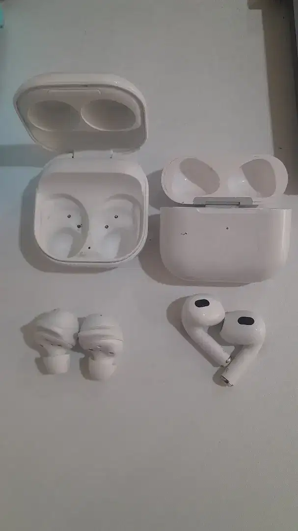 Galaxy Buds Fe & Airpods Gen 3