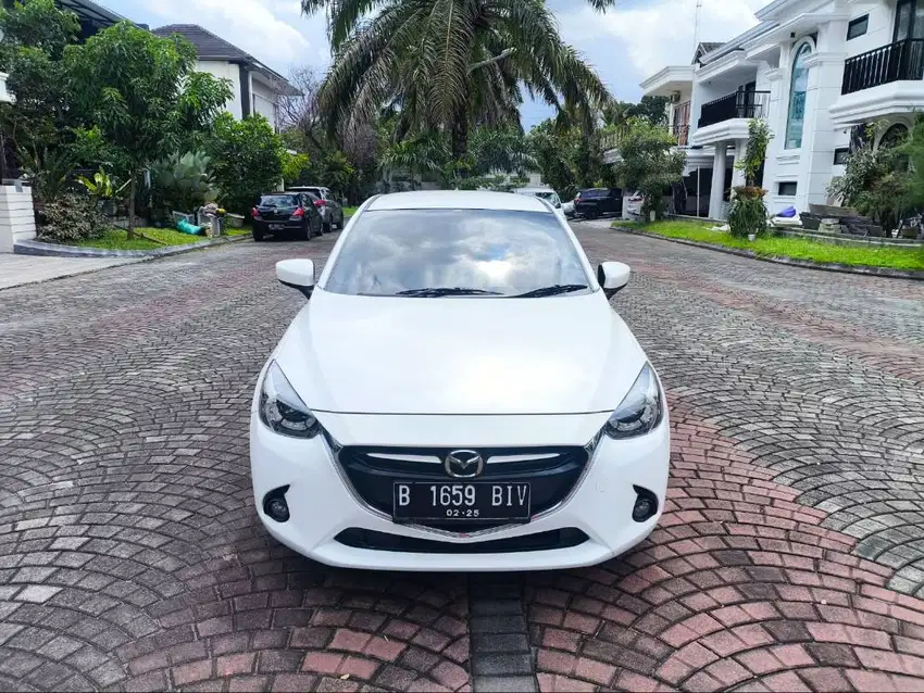 MAZDA 2 R SKYACTIV MATIC 2014