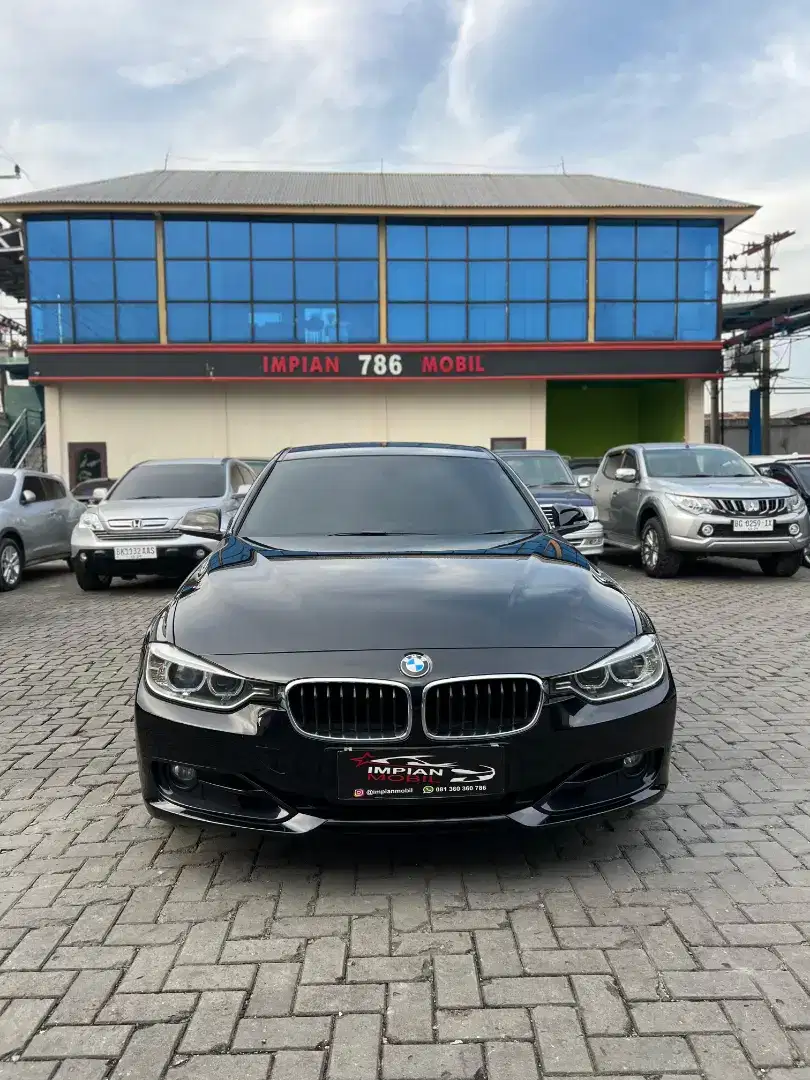 BMW 320i Sport A/T Hitam 2015   gle 450, mitsubishi, glc200, c200 e300