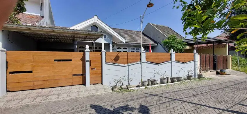 Jual murah  Rumah Luas bebas banjir di Komp Pepelegi Indah Blok A