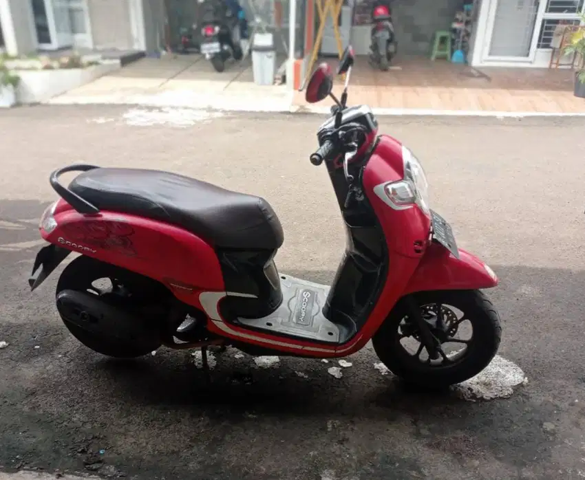 DI JUAL MOTOR SCOOPY TAHUN 2018