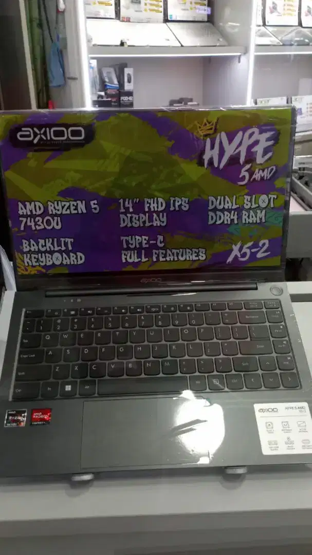 KREDIT LAPTOP AXIOO HYPE5