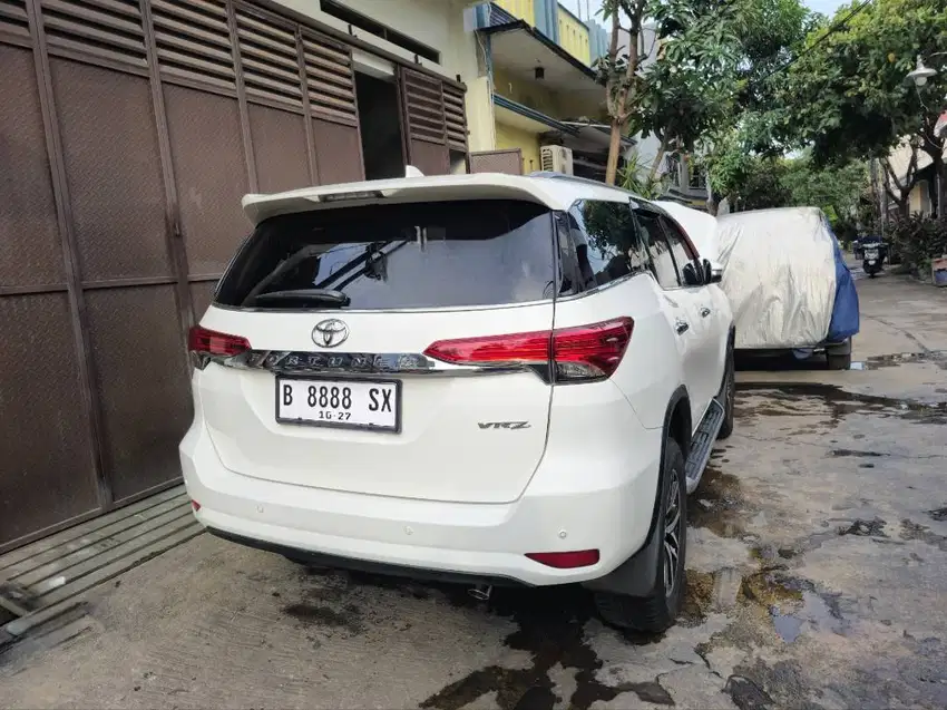 Toyota Fortuner VRZ Diesel Solar 2.4 2400cc Matic AT Tahun 2017 , 2018