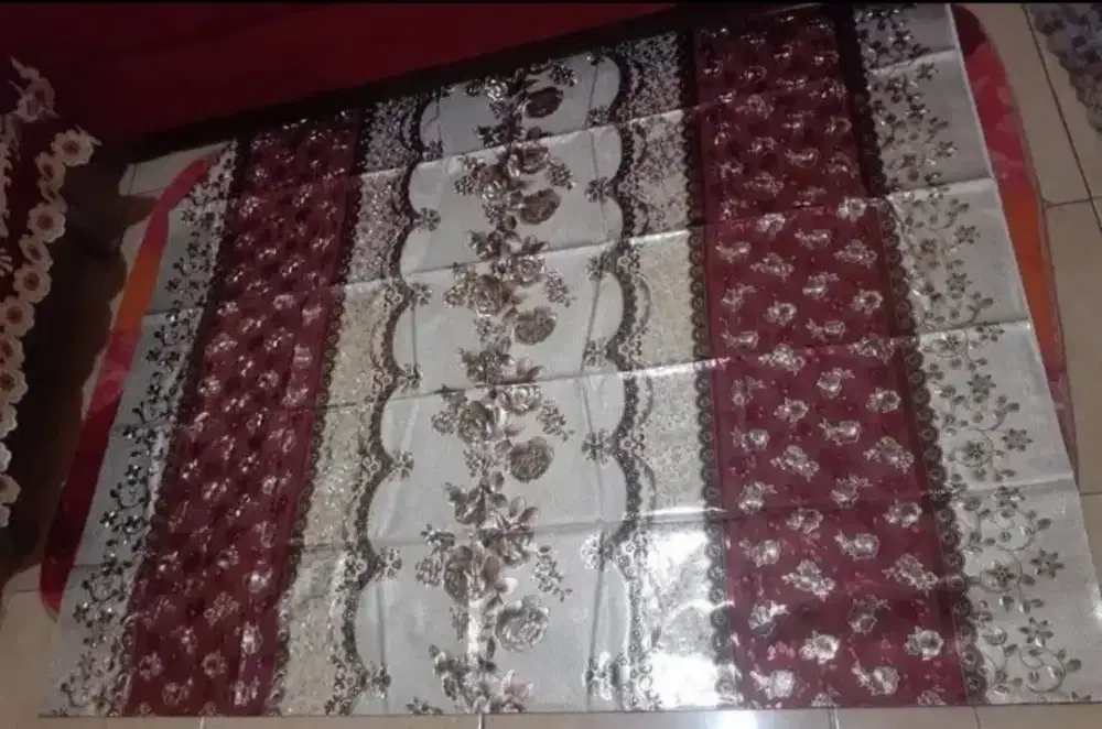 Taplak meja baru (lok.Depok)