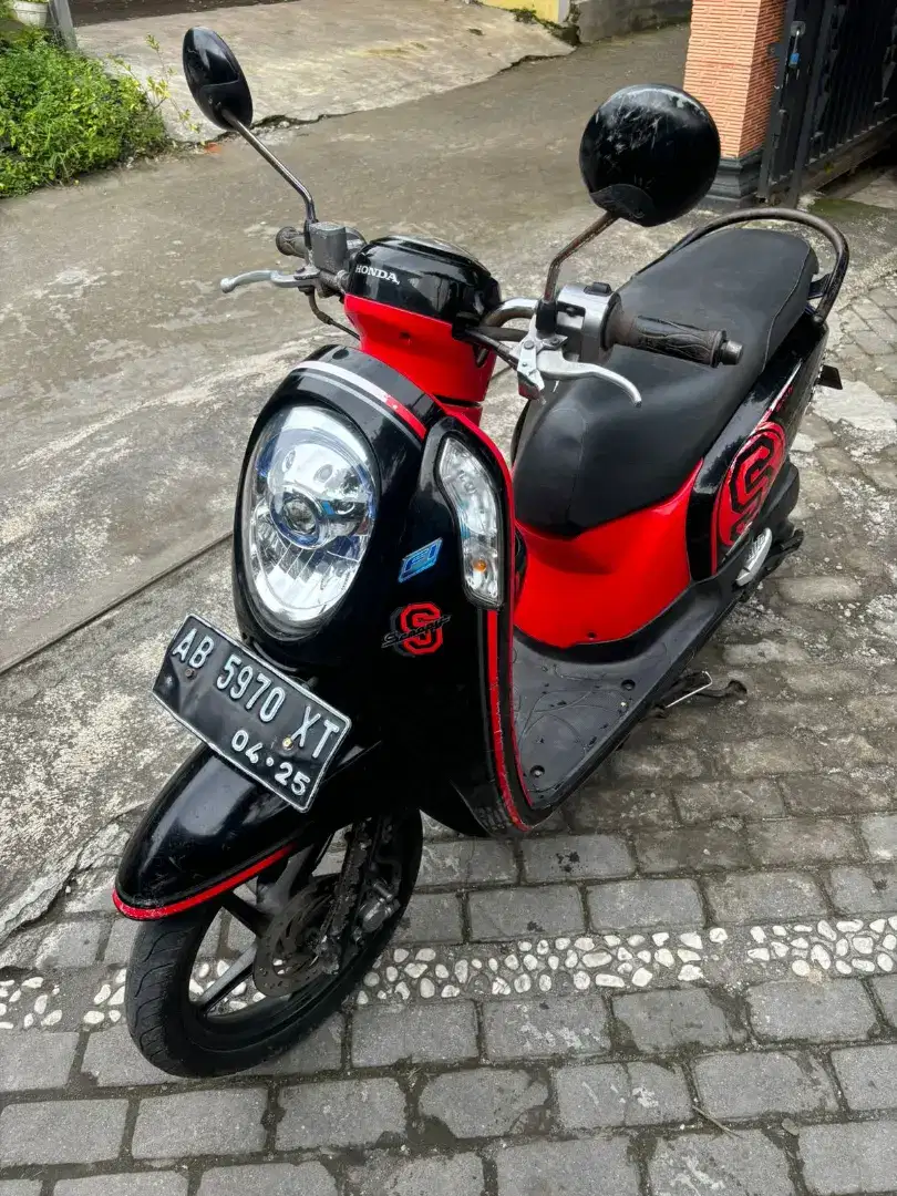 Scoopy injeksi thn 2015 plat AB Bantul