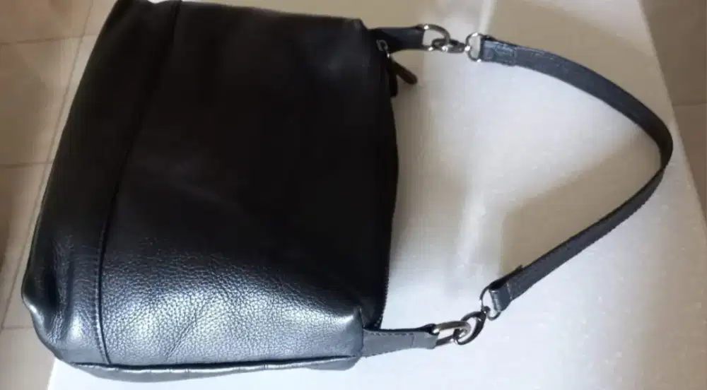 Tas wanita / hand bag kulit asli