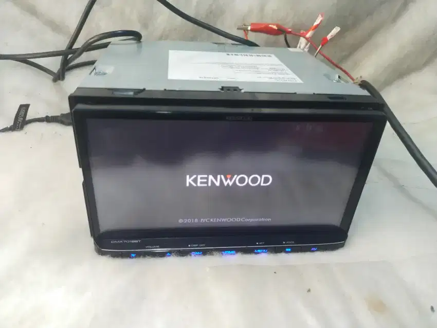 Daubledin kenwood DMX-7018BT