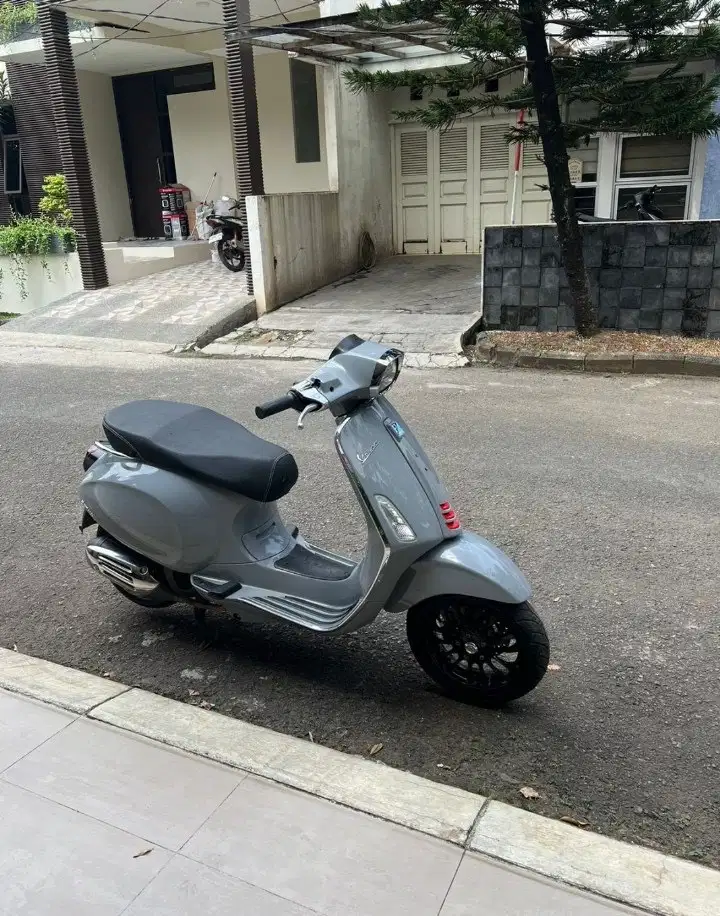 OPER KREDIT VESPA S IGET 2021