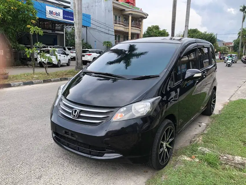 Honda Freed 1.5 E 2012