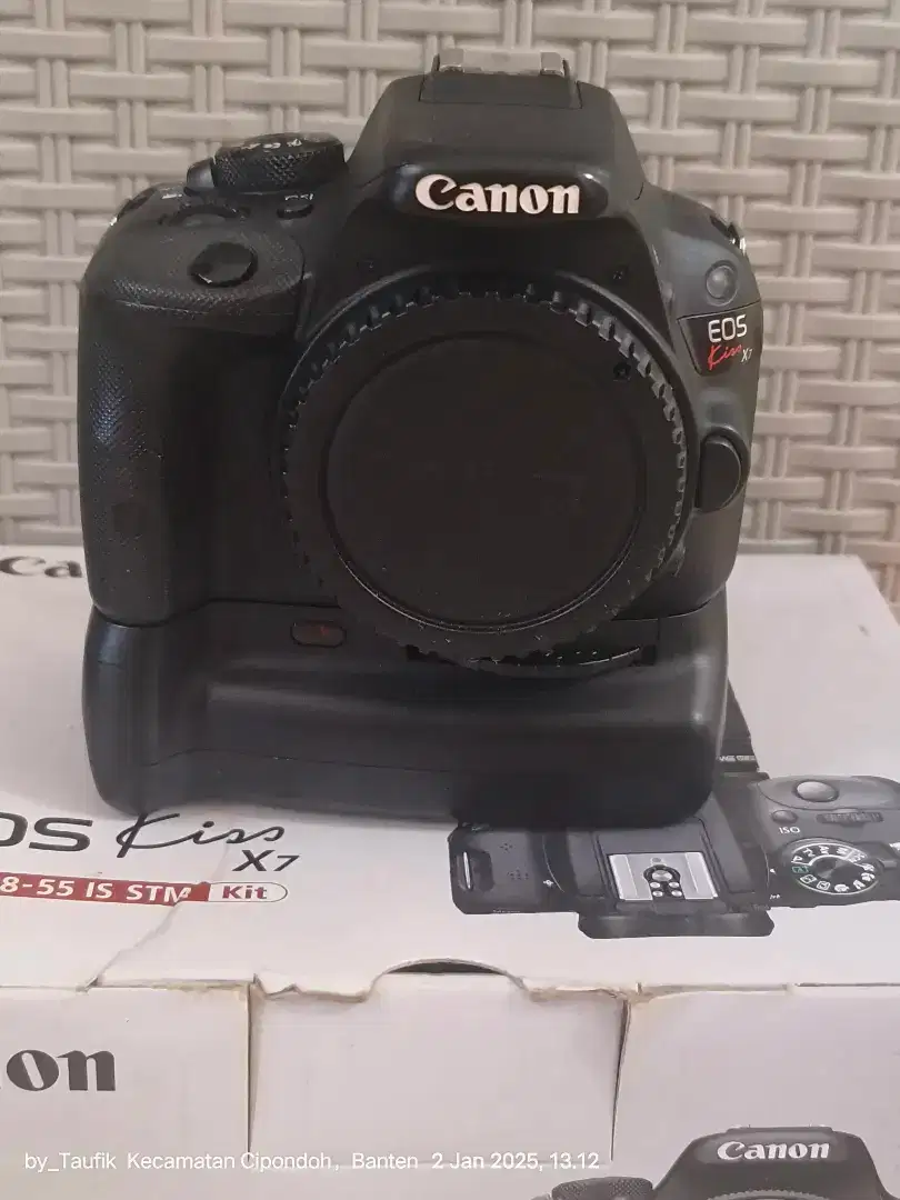 Canon kiss x7/100d layar sentuh