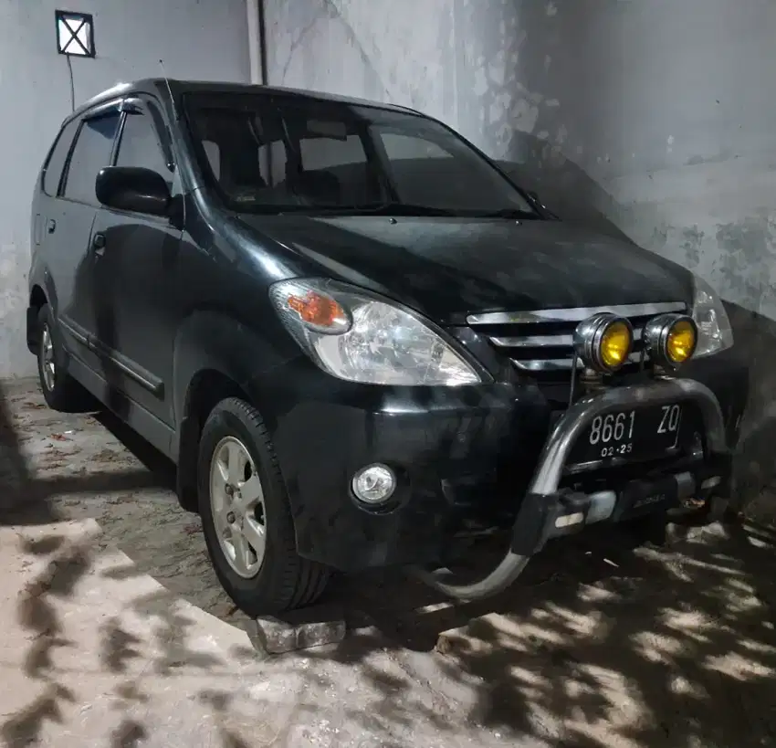 Toyota avanza 2005 antik