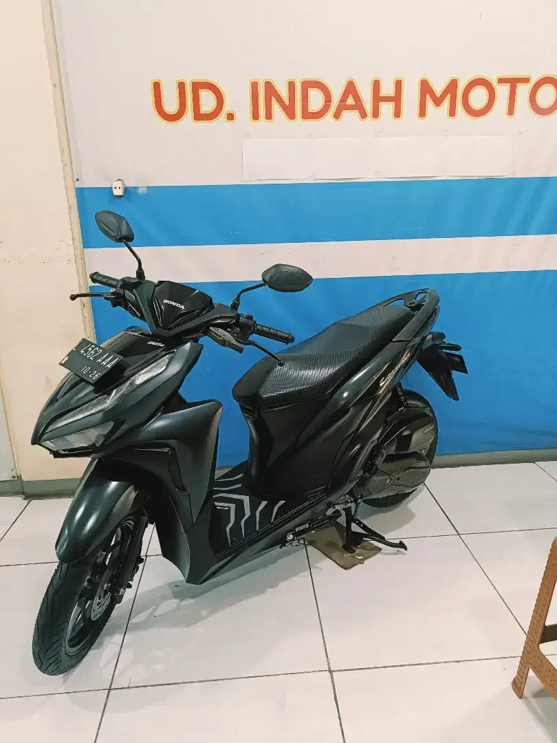 YUHU HONDA VARIO 125 ESP CBS ISS EXCLSV 2021