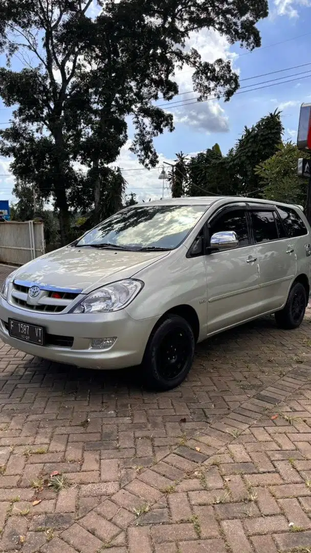 Toyota kijang innova 2.0 G/AT