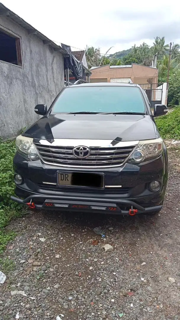 Toyota fortuner 2.7 bensin