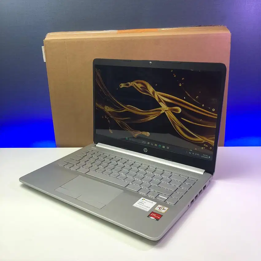 Laptop Hp 14s Amd Athlon Gold Ram 8GB SSD 256GB Window11 Fullset Mulus