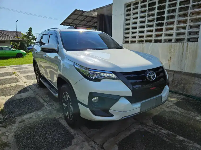 Toyota Fortuner vrz Trd matic 2018 automatic