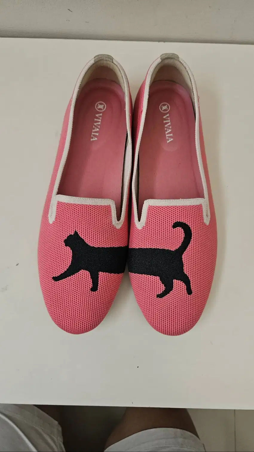 Sepatu Wanita VIVAIA – Pink, Motif Kucing