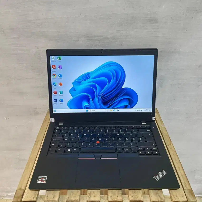 LAPTOP LENOVO THINKPAD L14 RYZEN 5 PRO 4650U RAM 8GB SSD 256GB NEGO