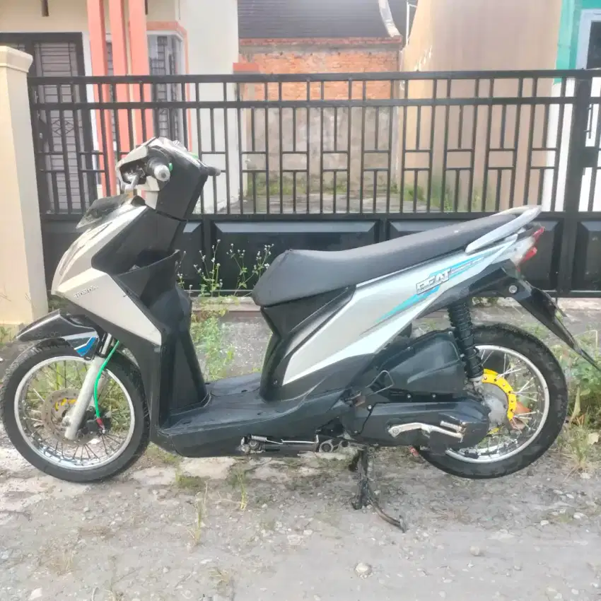 Honda beat fi std 2014