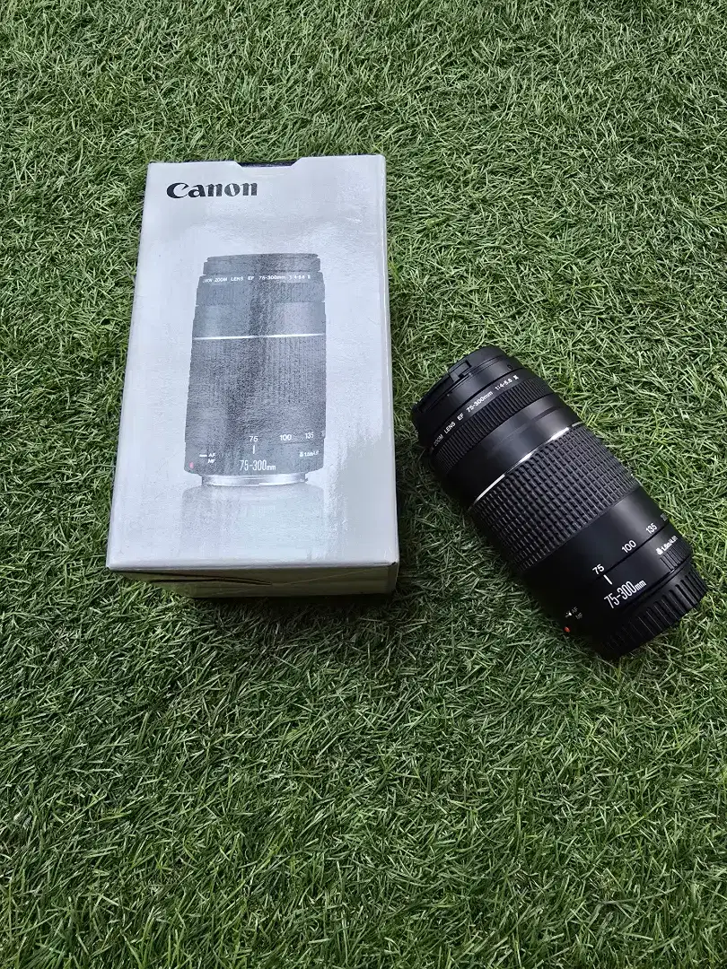 Jual cepat lensa canon ef 75-300mm f/4-5.6 III USM