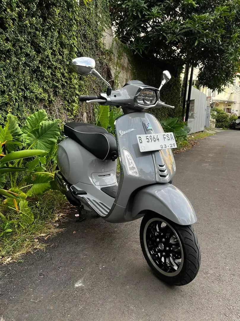 PIAGGIO VESPA MATIC SPRINT 150 IGET ABS FACELIFT 2023 MURAH BERGARANSI