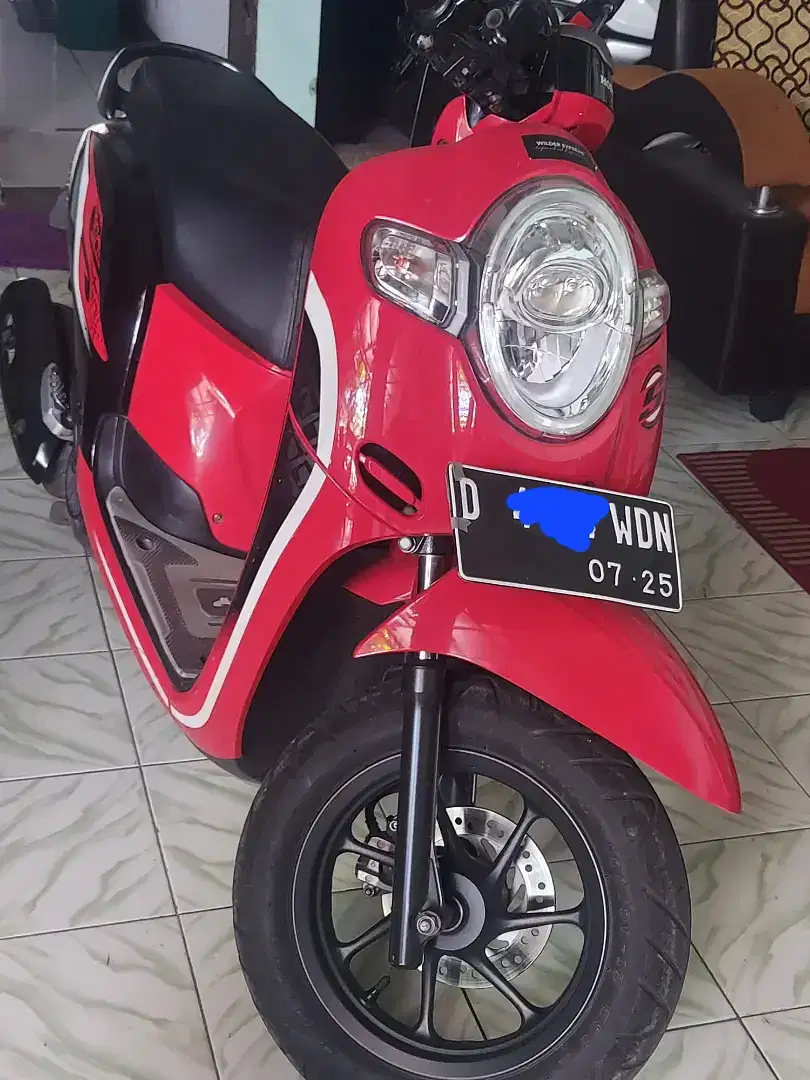 Jual santai scoopy 2019.mulus