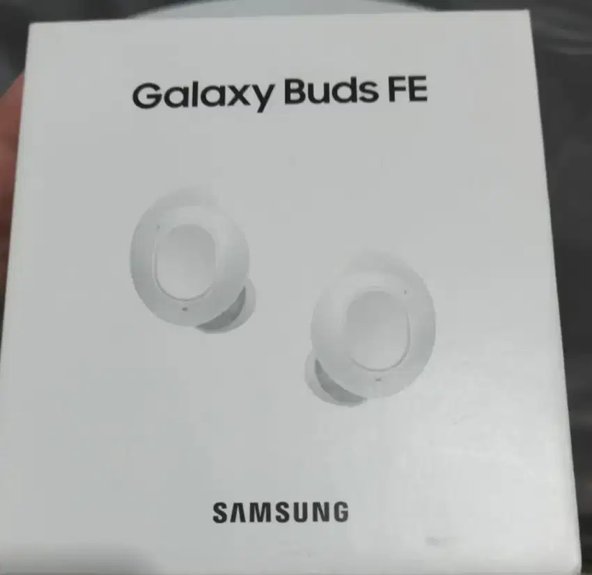 Samsung Galaxy Buds FE baru segel, harga bersahabat