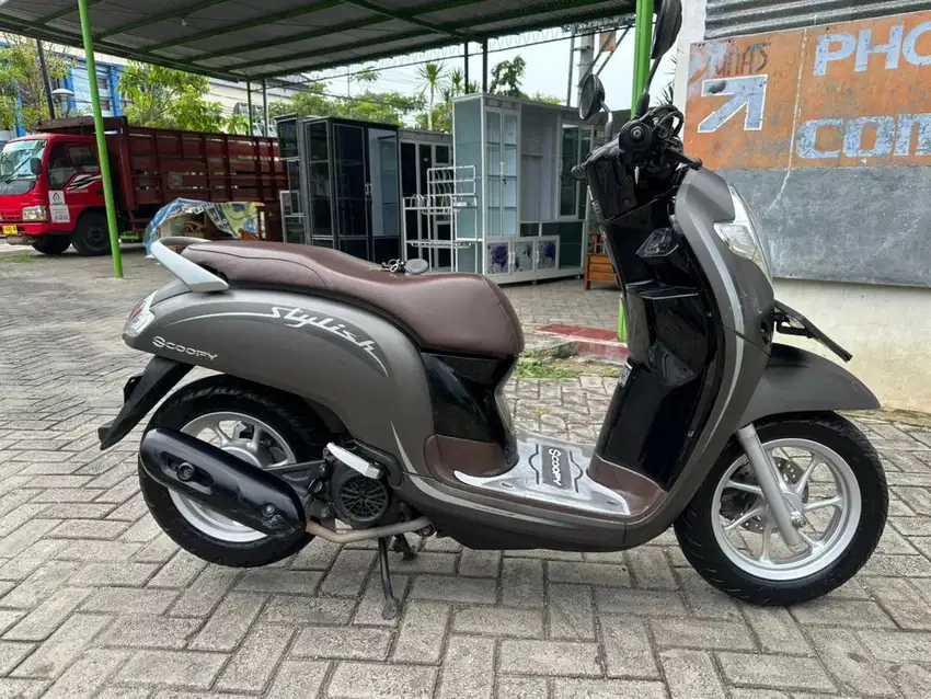 YAQIK MOTOR HONDA SCOOPY FI TAHUN 2019