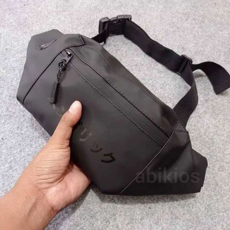 Tas selempang tahan air simpel black keren ts5 pria atau wanita