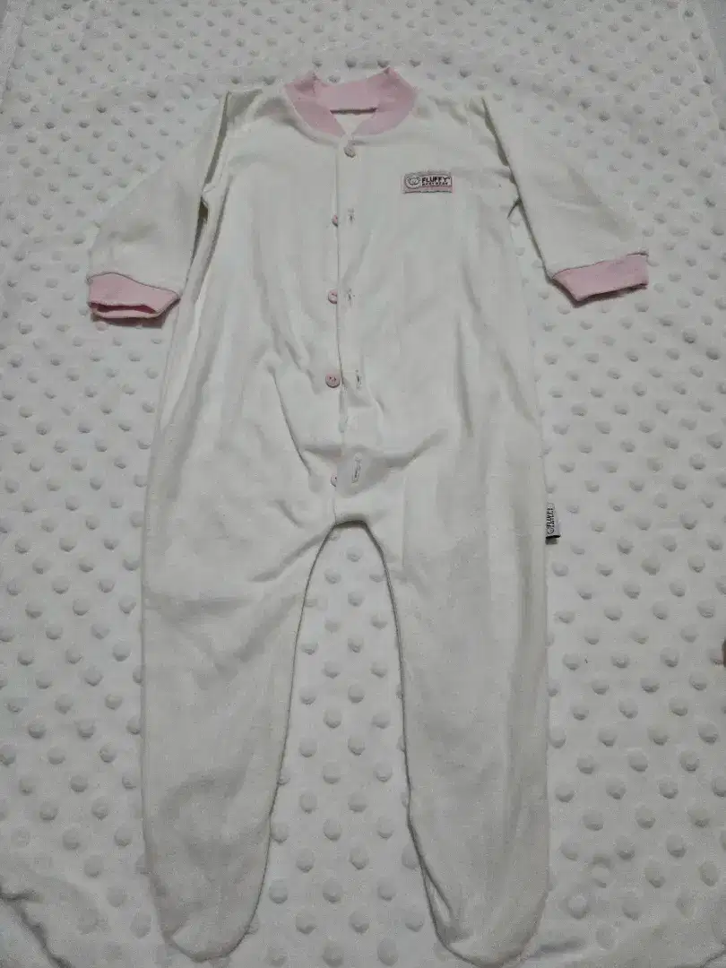 Baju tidur bayi